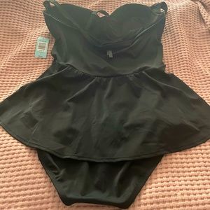 Torrid size 2 peplum swimsuit